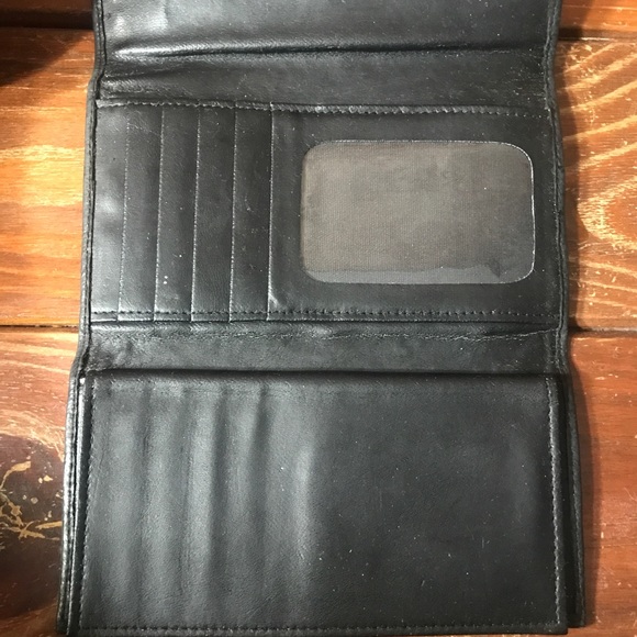 Harve Bernard Leather Wallet - Picture 3 of 6